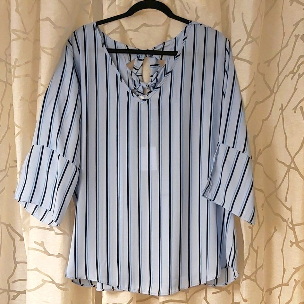 NWT Sioni Blue Pinstripe BOHO Chiffon Blouse